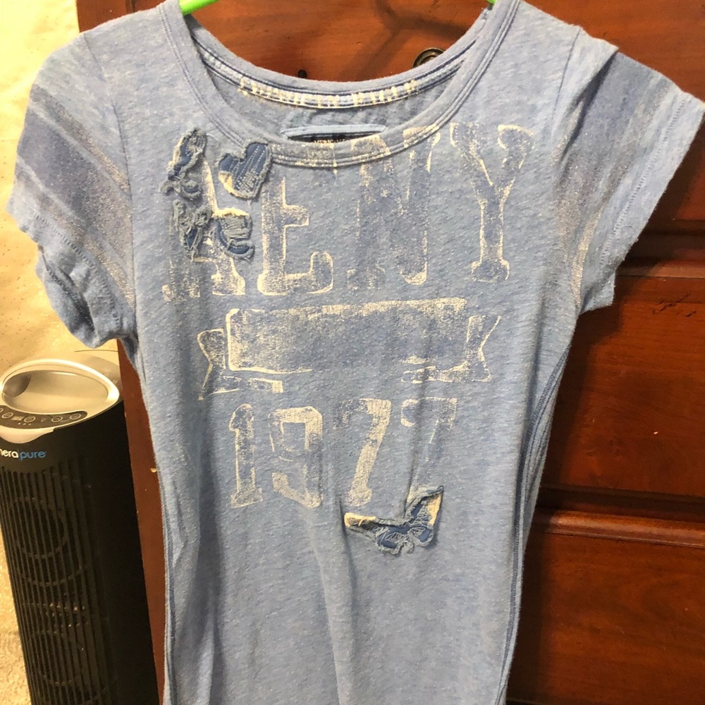 Scoop neck t shirt